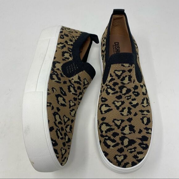 CUSHIONAIRE RORY Memory Foam Slip-On Platform - Picture 2 of 9